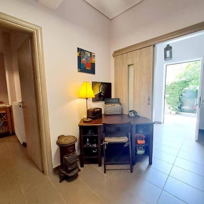 20' From The Airport,20' From The Center Of Athens Apartment Luaran gambar