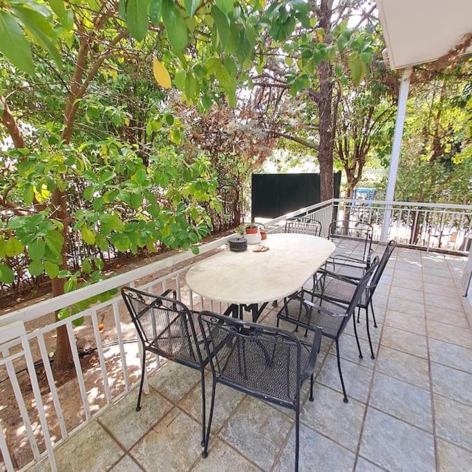 20' From The Airport,20' From The Center Of Athens Apartment Luaran gambar
